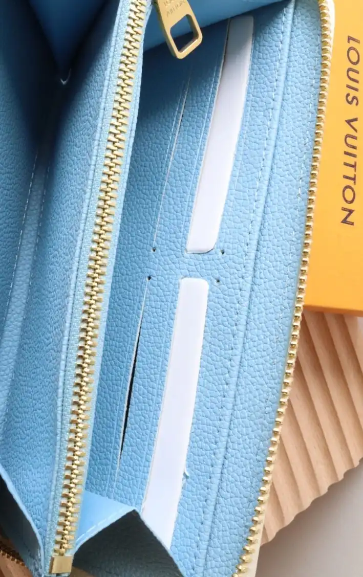 LV Wallets 4178F-0005