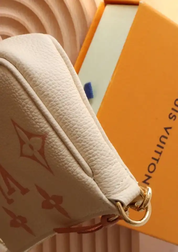 LV Clutch Bags 4178F-0028