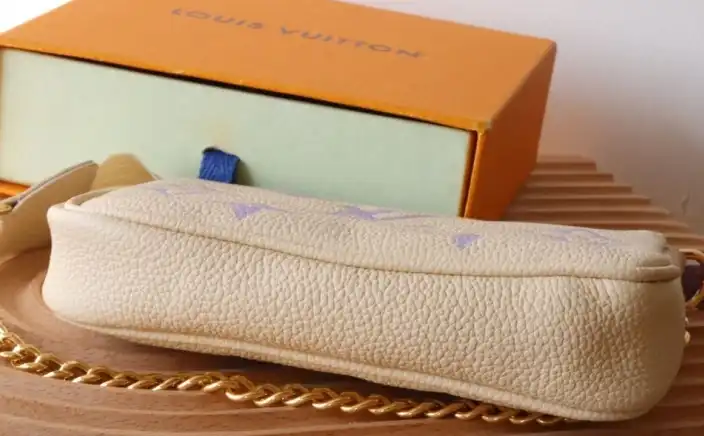 LV Clutch Bags 4178F-0029