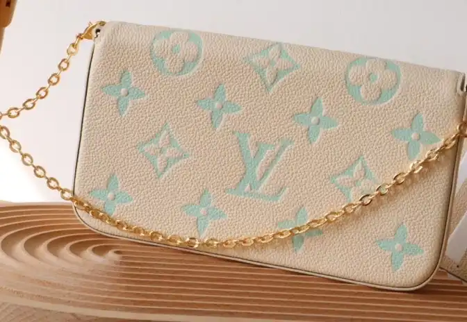 LV Wallets 4178F-0032