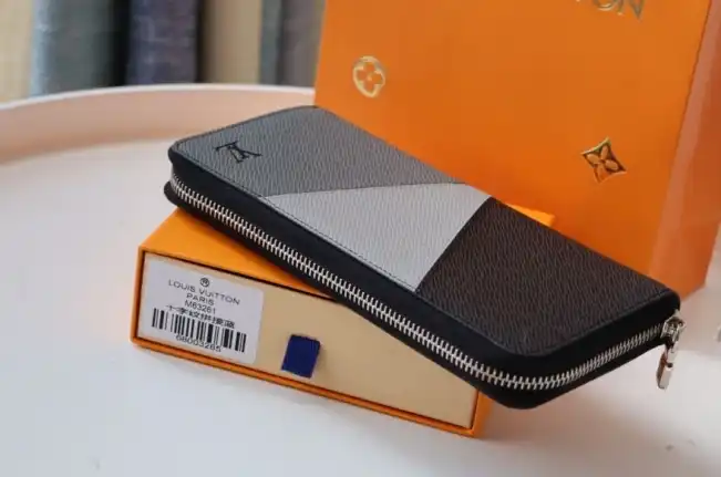 LV Wallets 4178F-0080