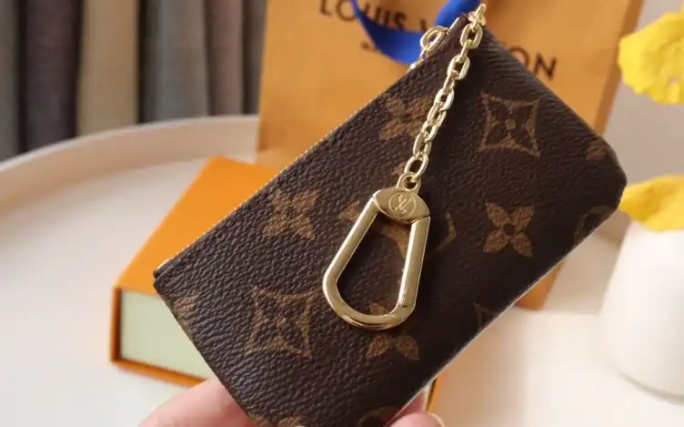 LV Wallets 4178F-0113