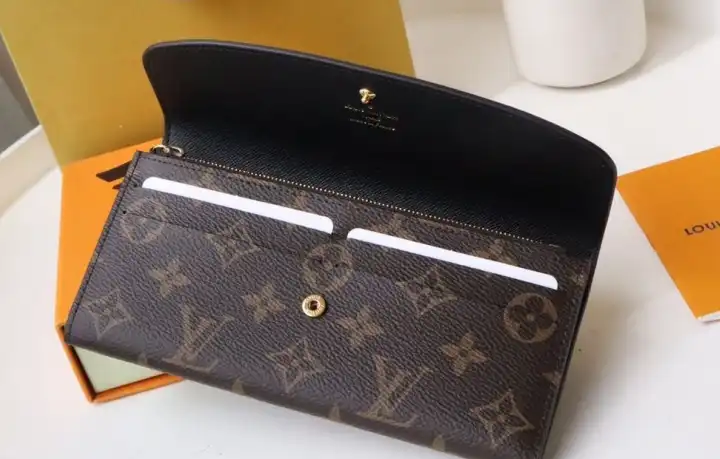 LV Wallets 4178F-0123