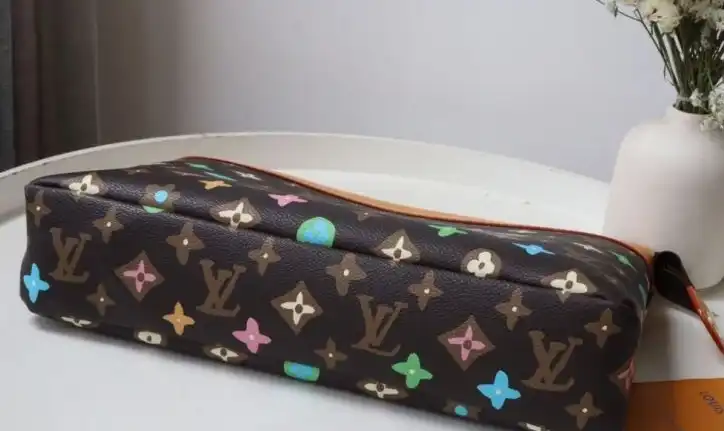 LV Clutch Bags 4178G-0030