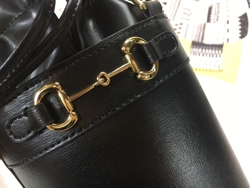 Gvc*1 bucket bags 4186-0399