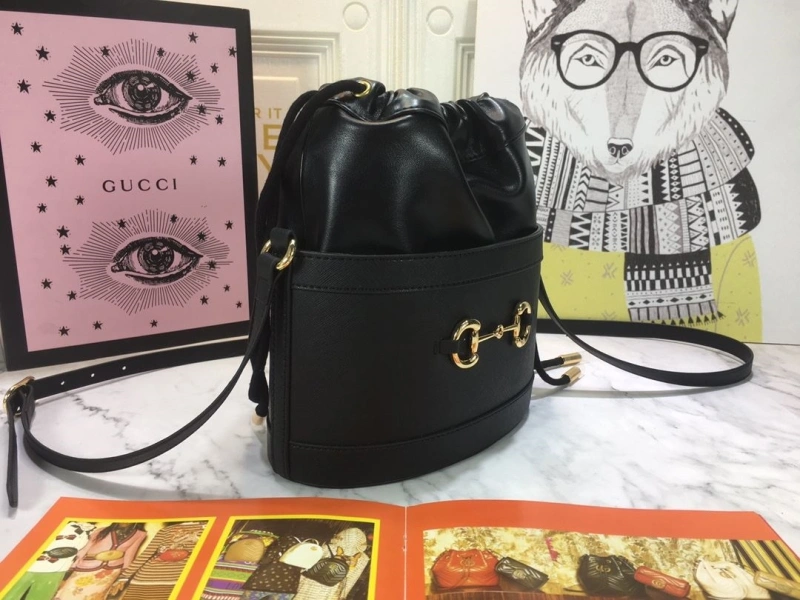 Gvc*1 bucket bags 4186-0482