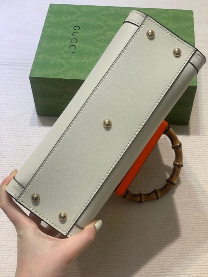Gvc*1 top handle bags 4189a-0322