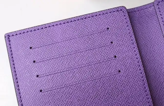 LV Wallets 4192D-0034
