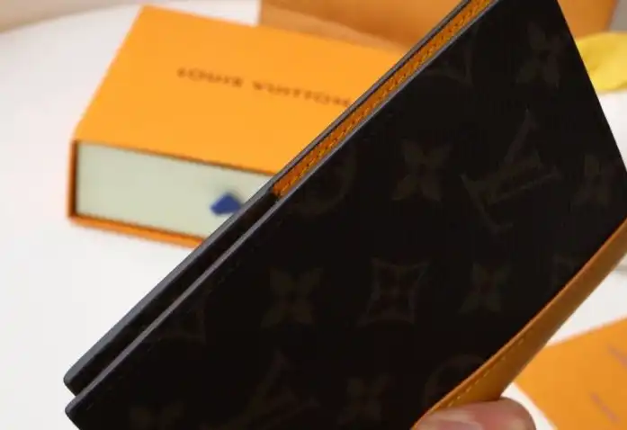 LV Wallets 4192D-0036
