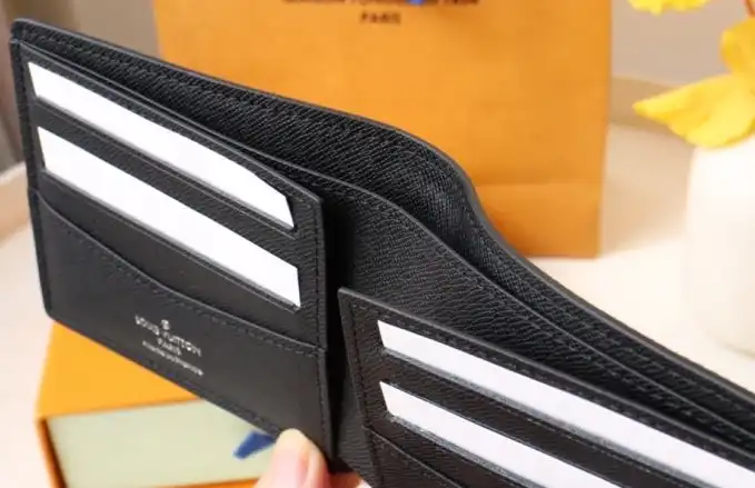 LV Wallets 4192D-0085