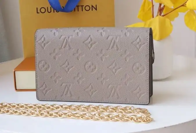 LV Wallets 4192D-0086