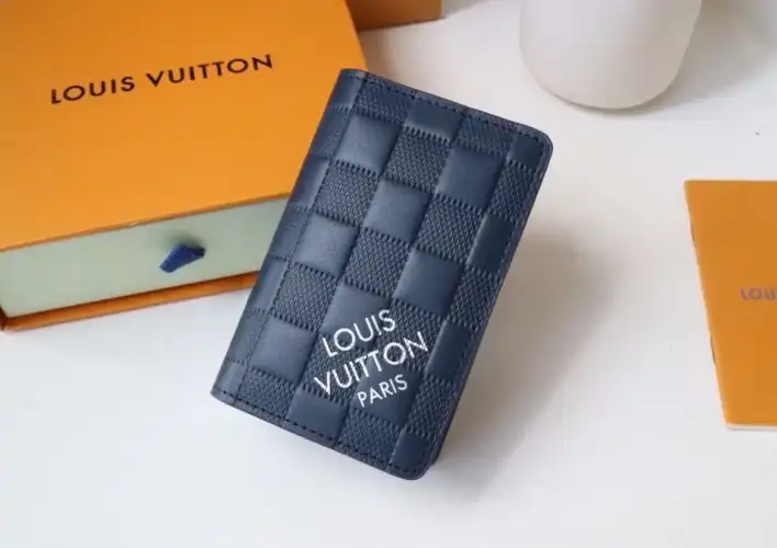 LV Wallets 4192F-0036