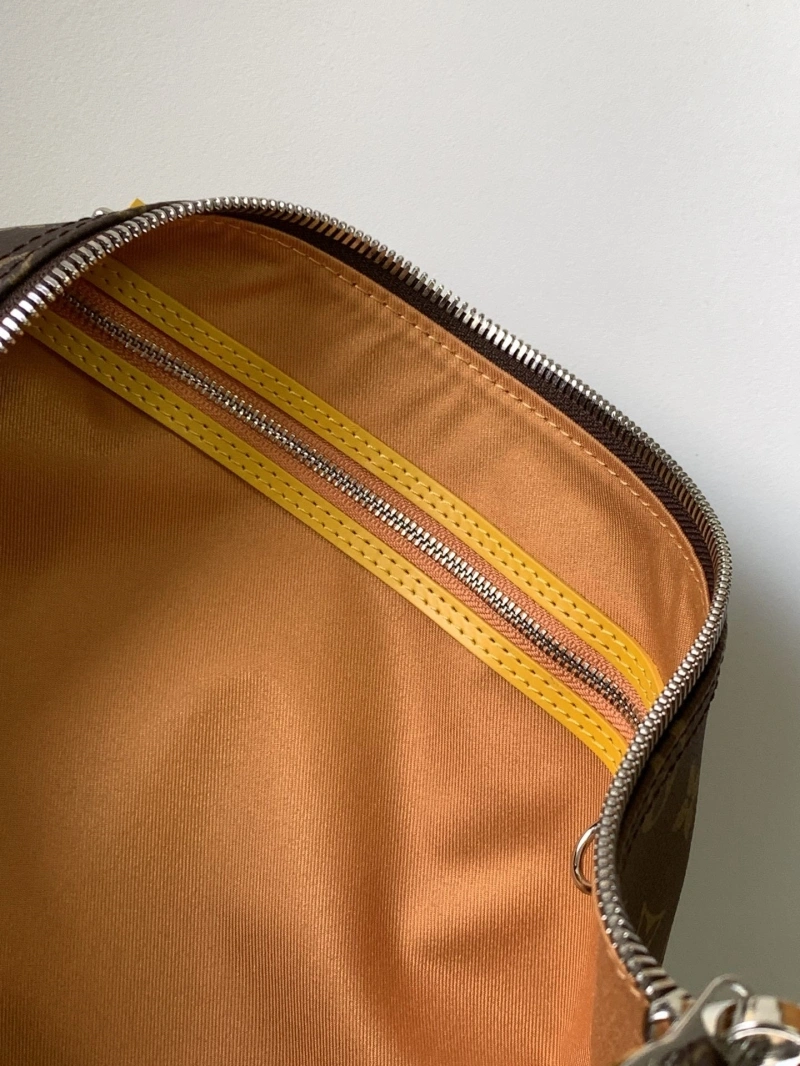 LV Travel Bags 4194A-0666