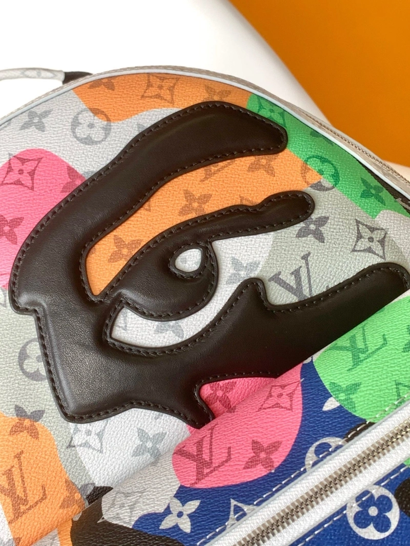 LV Backpacks 4194A-0686