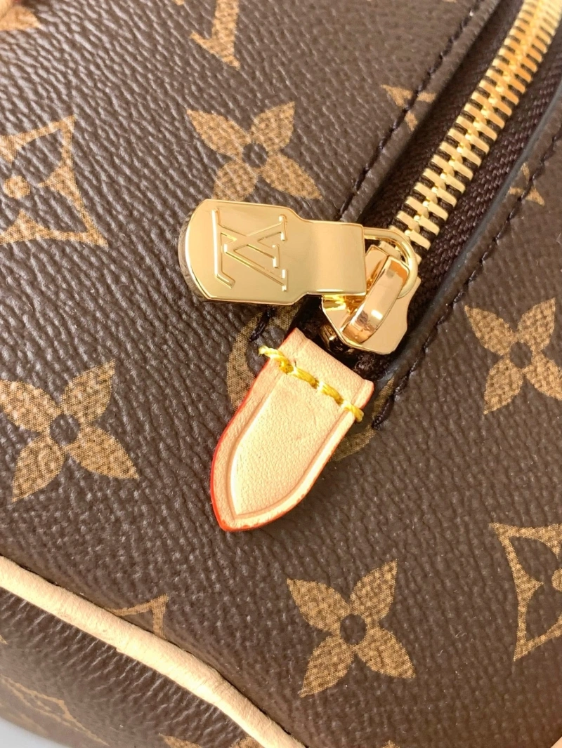 LV Cosmetic Bags 4194A-0763