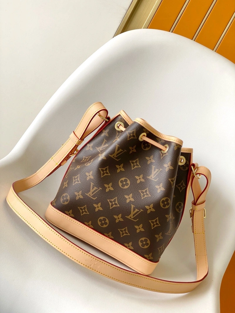 LV Bucket Bags 4194A-1015