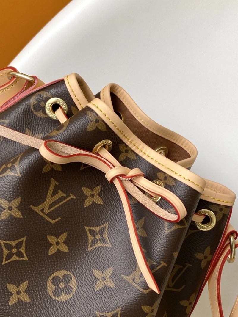 LV Bucket Bags 4194A-1015