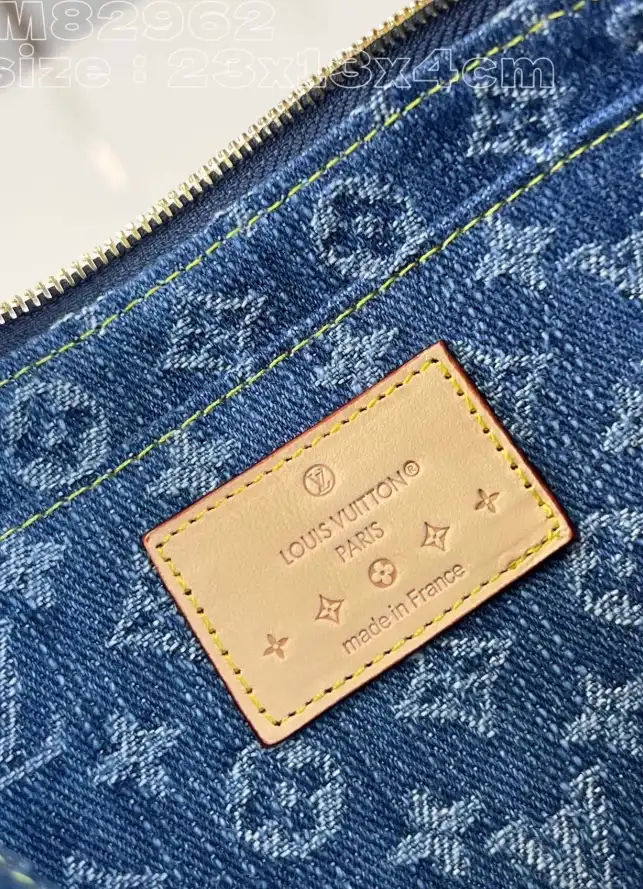 LV Satchel bags 4206A-1268
