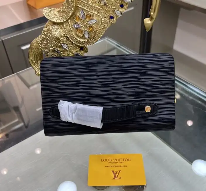 LV Clutch Bags 4206A-4686