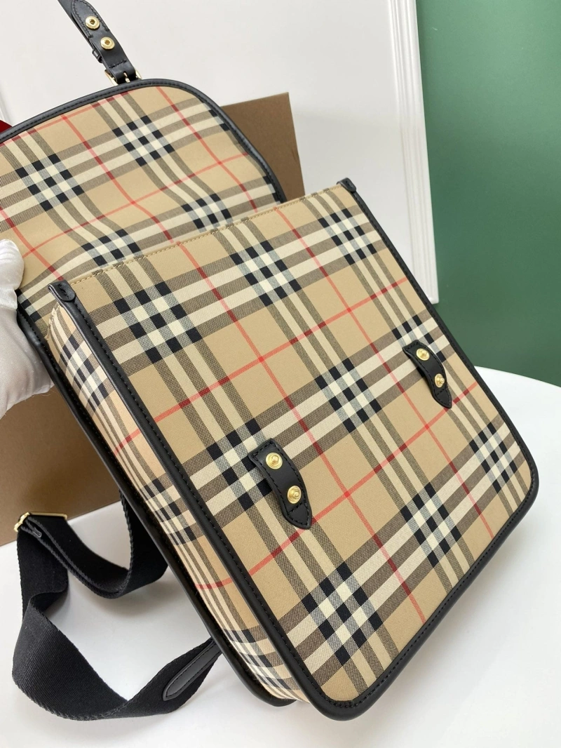Bv*b*rry backpacks 4211d-0048