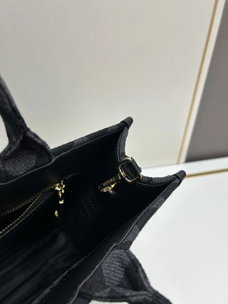Pra*a shopping bags 4224-0732