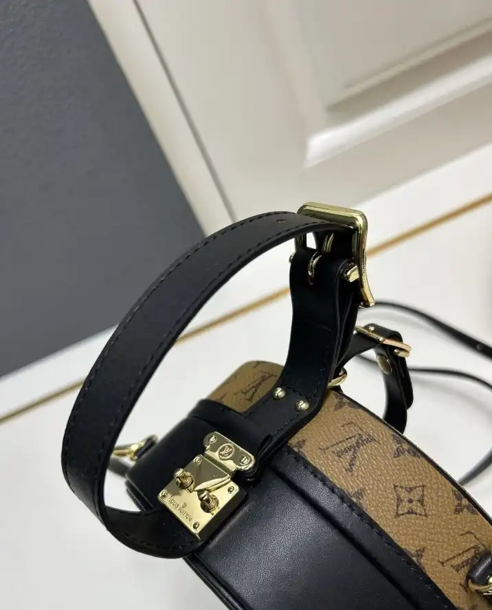 LV Round Bags 4224-0786