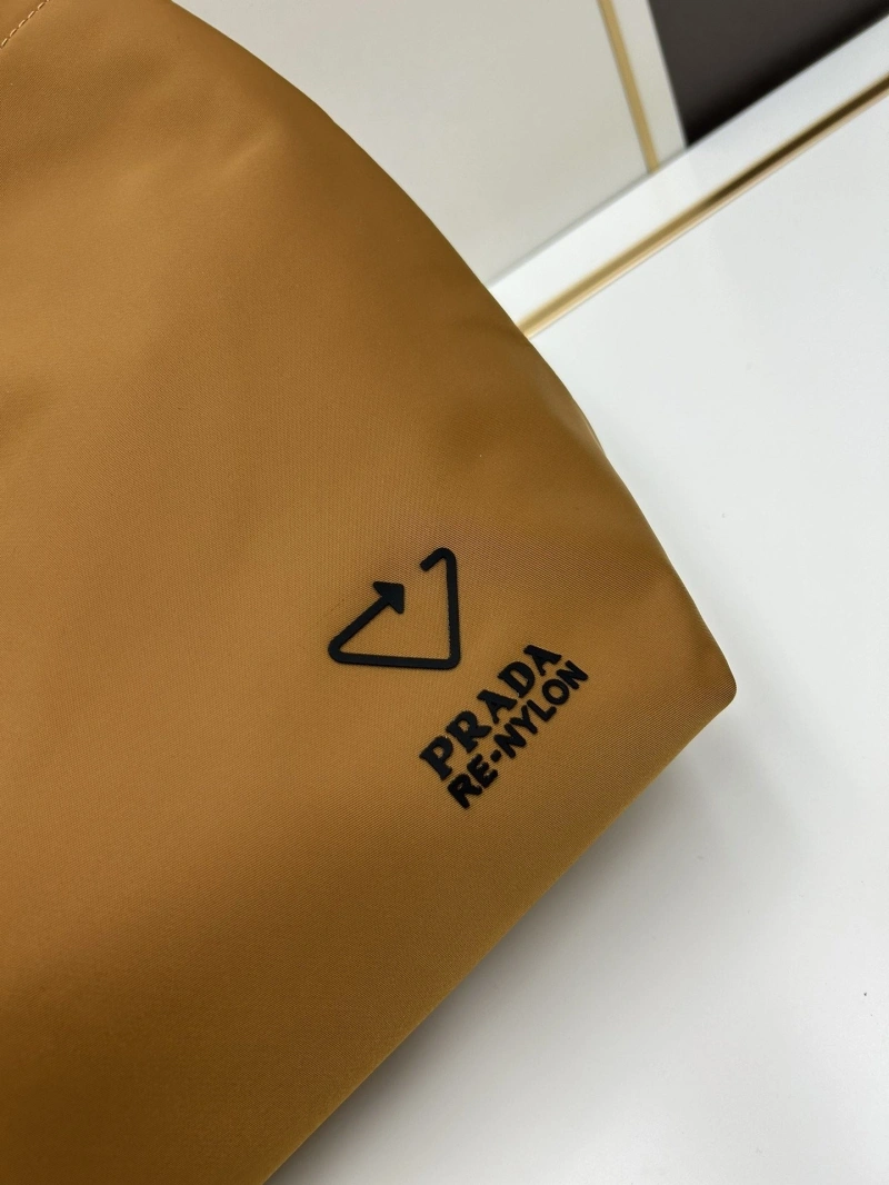 Pra*a shopping bags 4224-0854