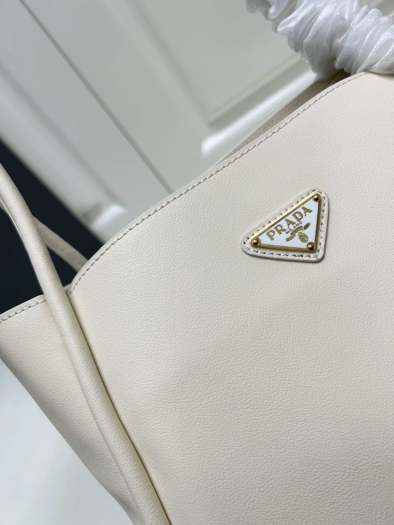 Pra*a shopping bags 4224-1339