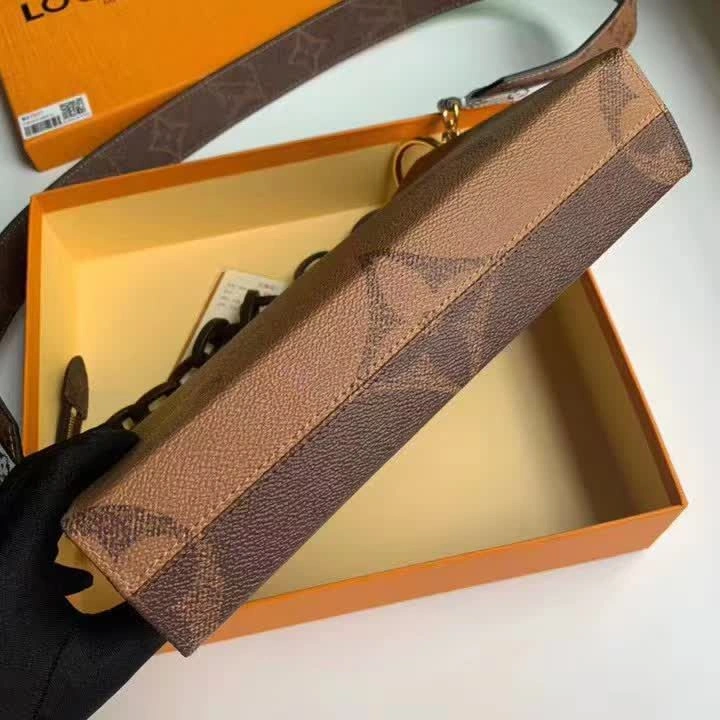 LV Clutch Bags 4233A-1995