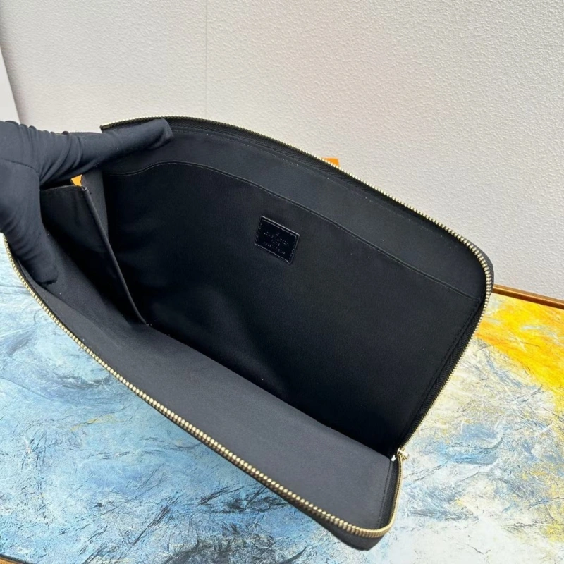 LV Clutch Bags 4233A-2015