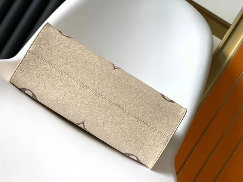 LV Shopping Bags 4233F-0243