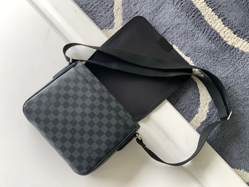 LV Satchel bags 4233G-0041