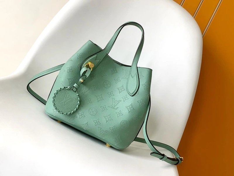 LV Shopping Bags 4233G-0270