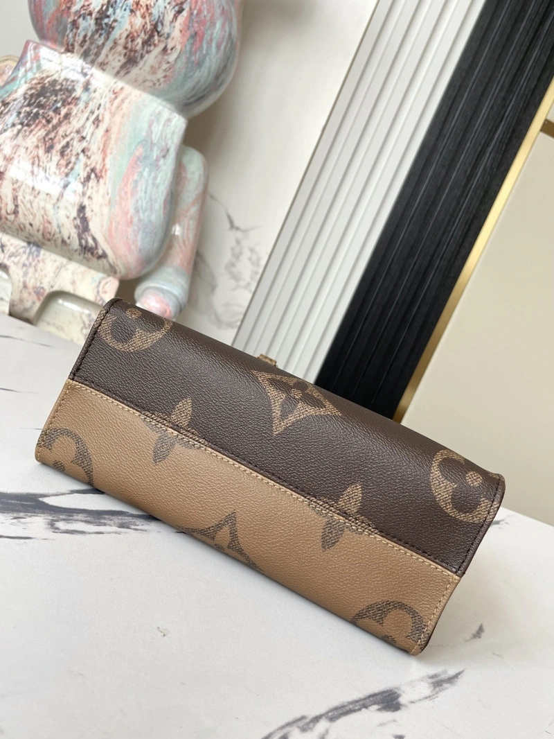 LV Shopping Bags 4233G-0678