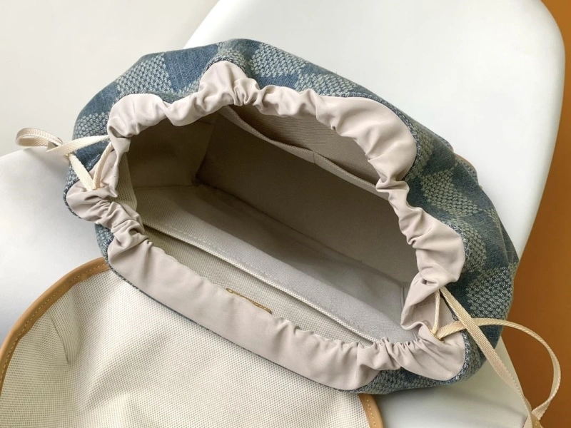 LV Backpacks 4233G-0876