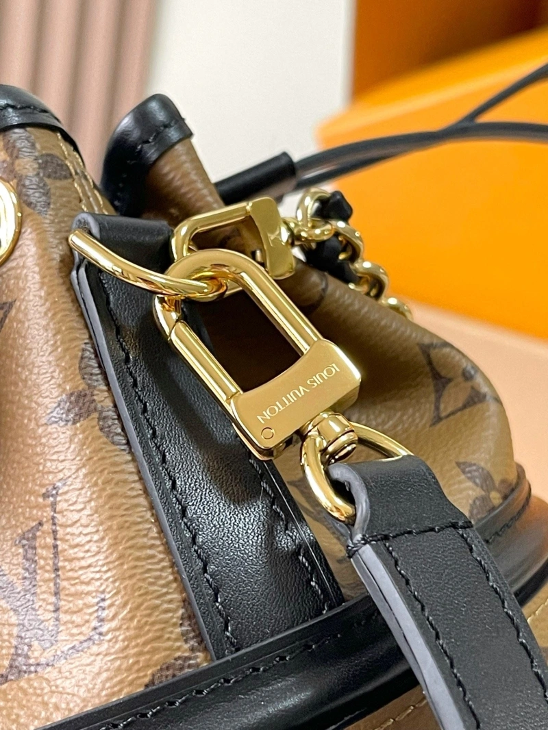 LV Bucket Bags 4233H-0237