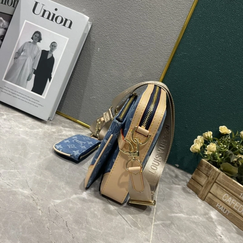 LV Satchel bags 4233H-0827