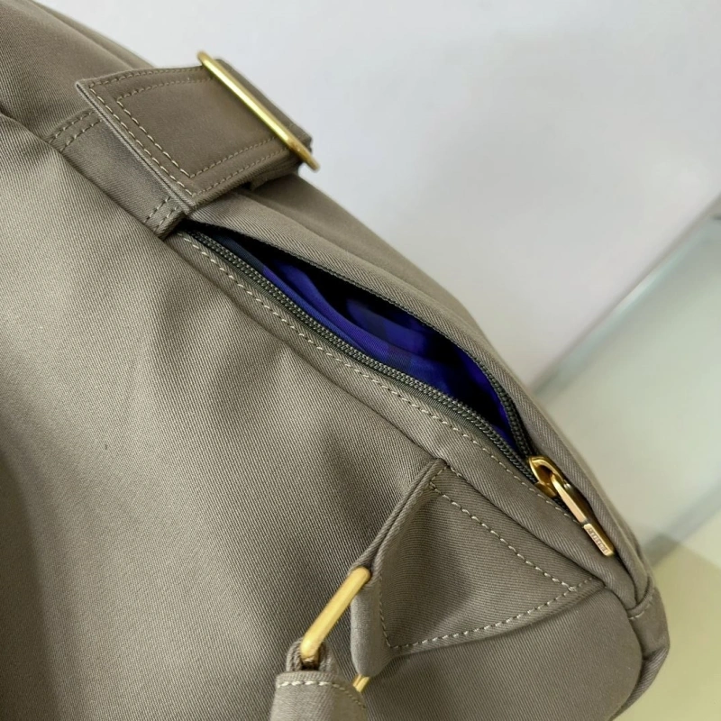 Bv*b*rry backpacks 4237f-0059