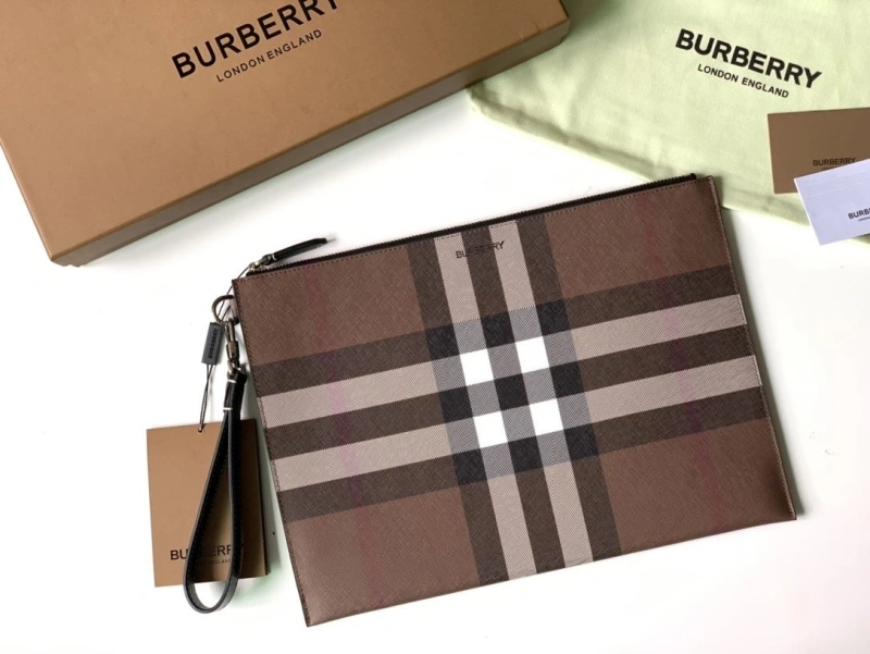 Bv*b*rry wallets 4237f-0292