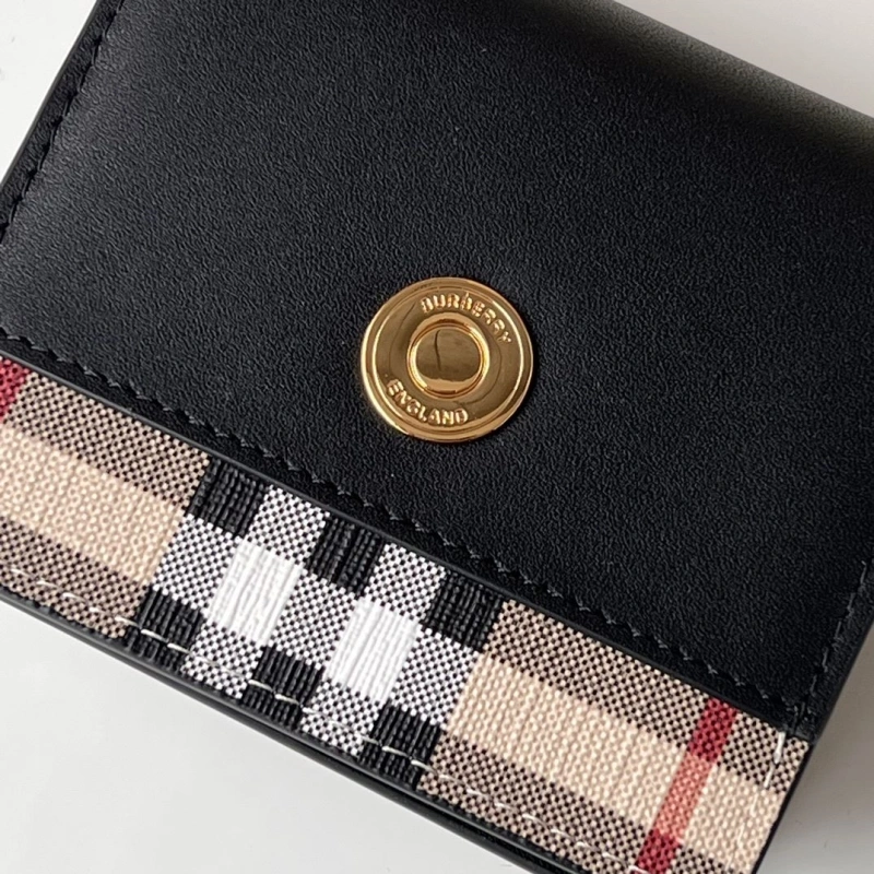 Bv*b*rry wallets 4237f-0293