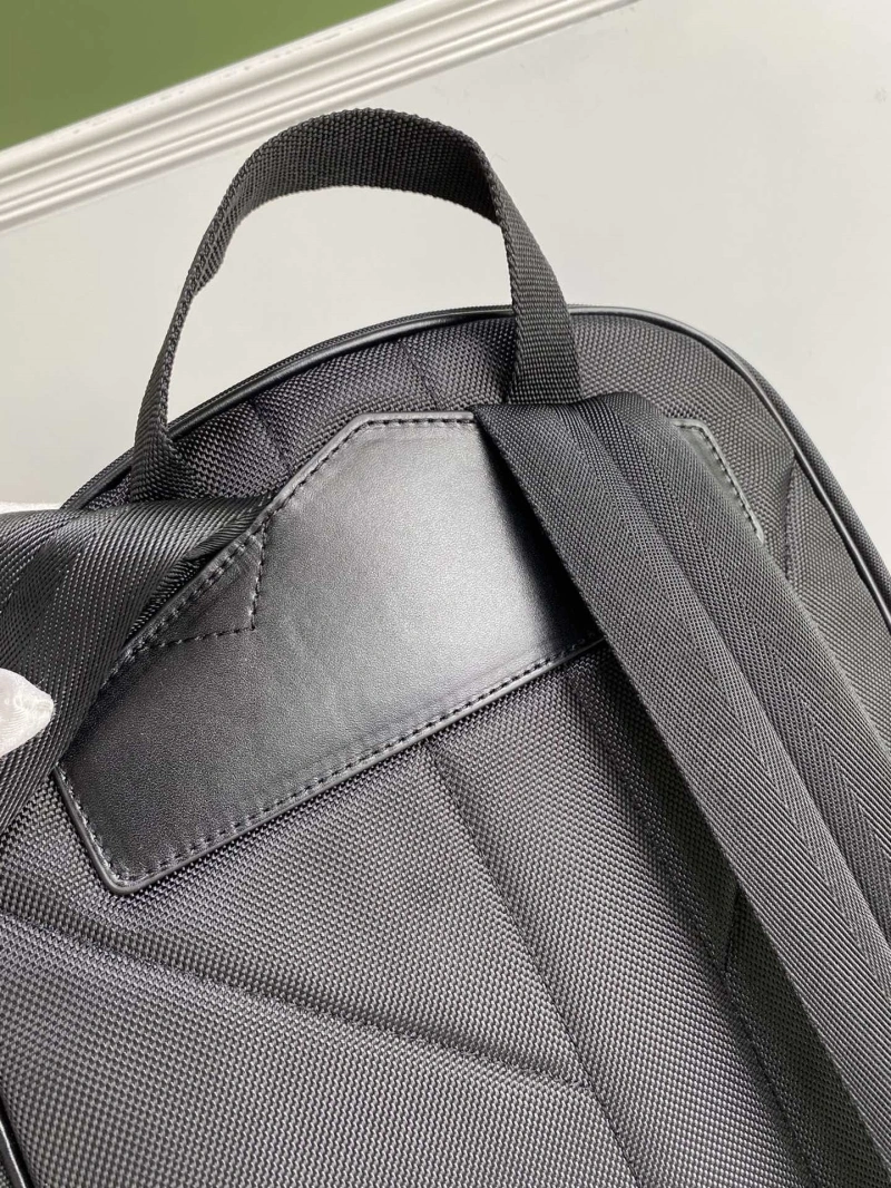 Bv*b*rry backpacks 4237f-0350