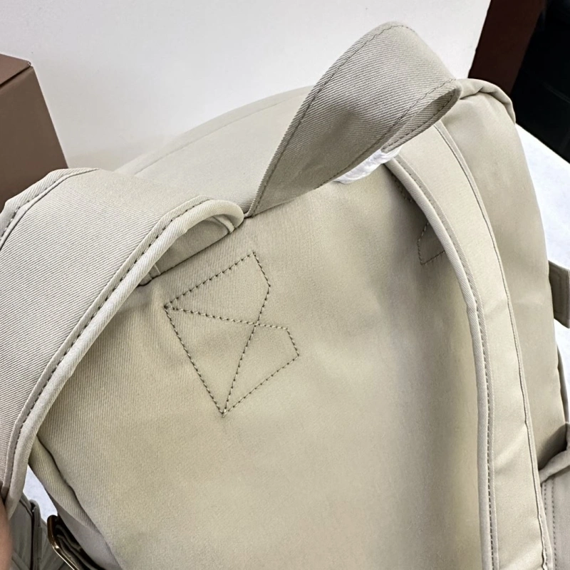 Bv*b*rry backpacks 4237f-0367