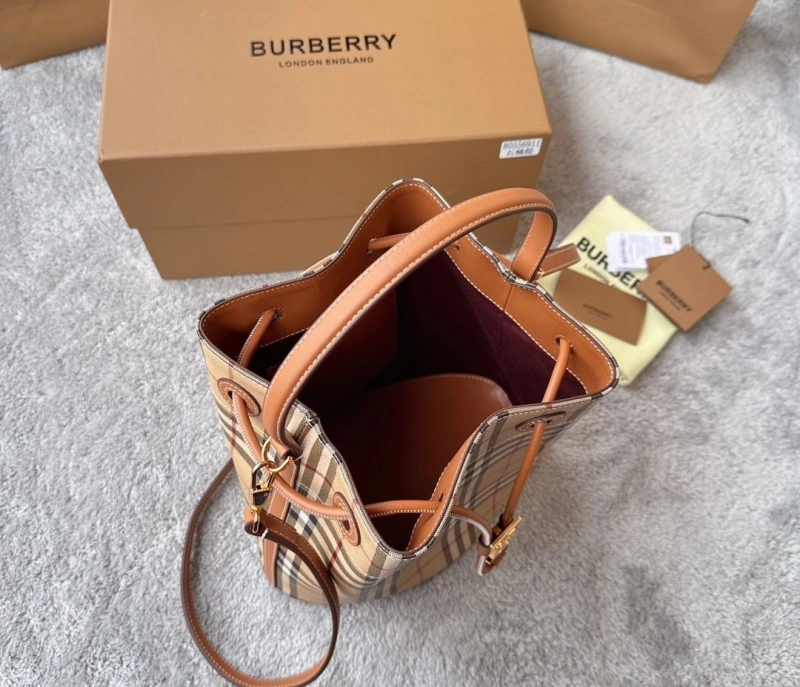 Bv*b*rry bucket bags 4237h-0071