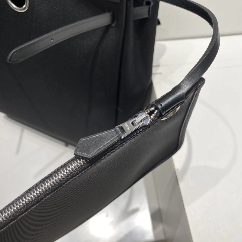 H**me5 backpacks 4248-0095