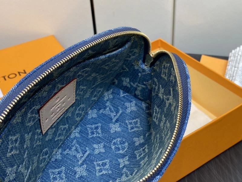 LV Clutch Bags 4286D-0002