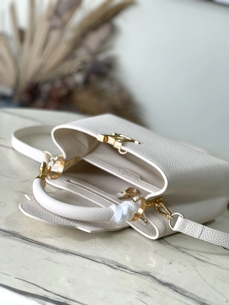 LV Capucines Bags 4286G-0034