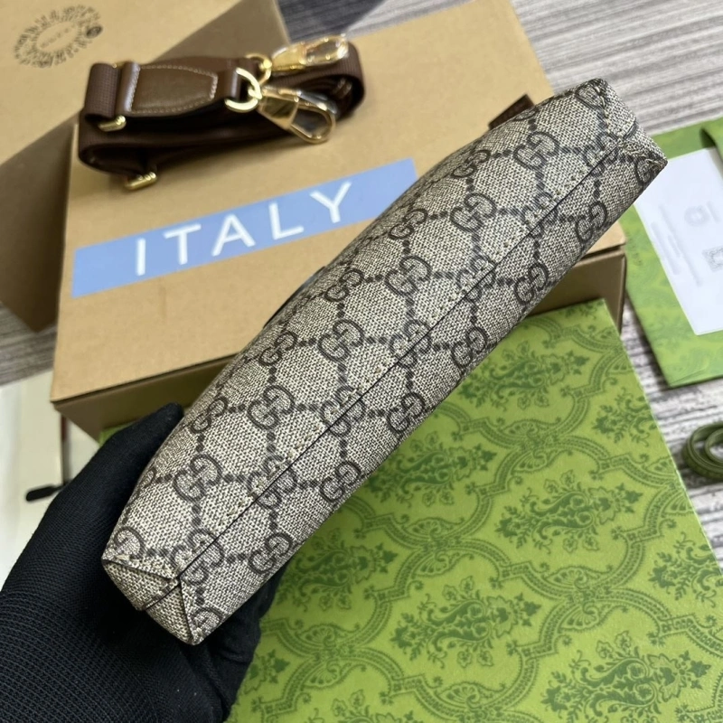 Gvc*1 clutch bags 4360c-2083