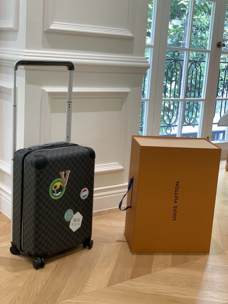 LV Suitcase 4461-0184