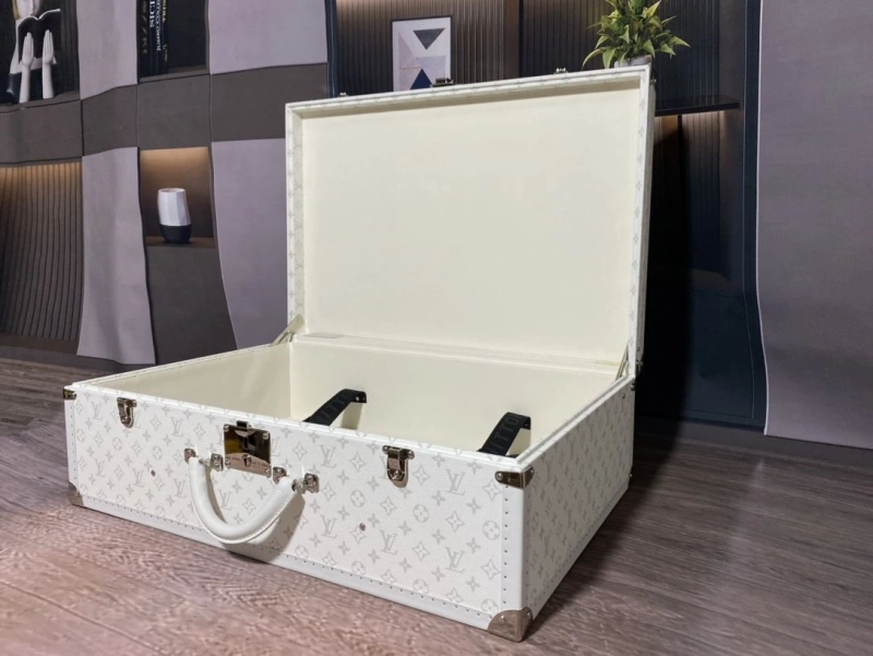 LV Suitcase 4461-0194